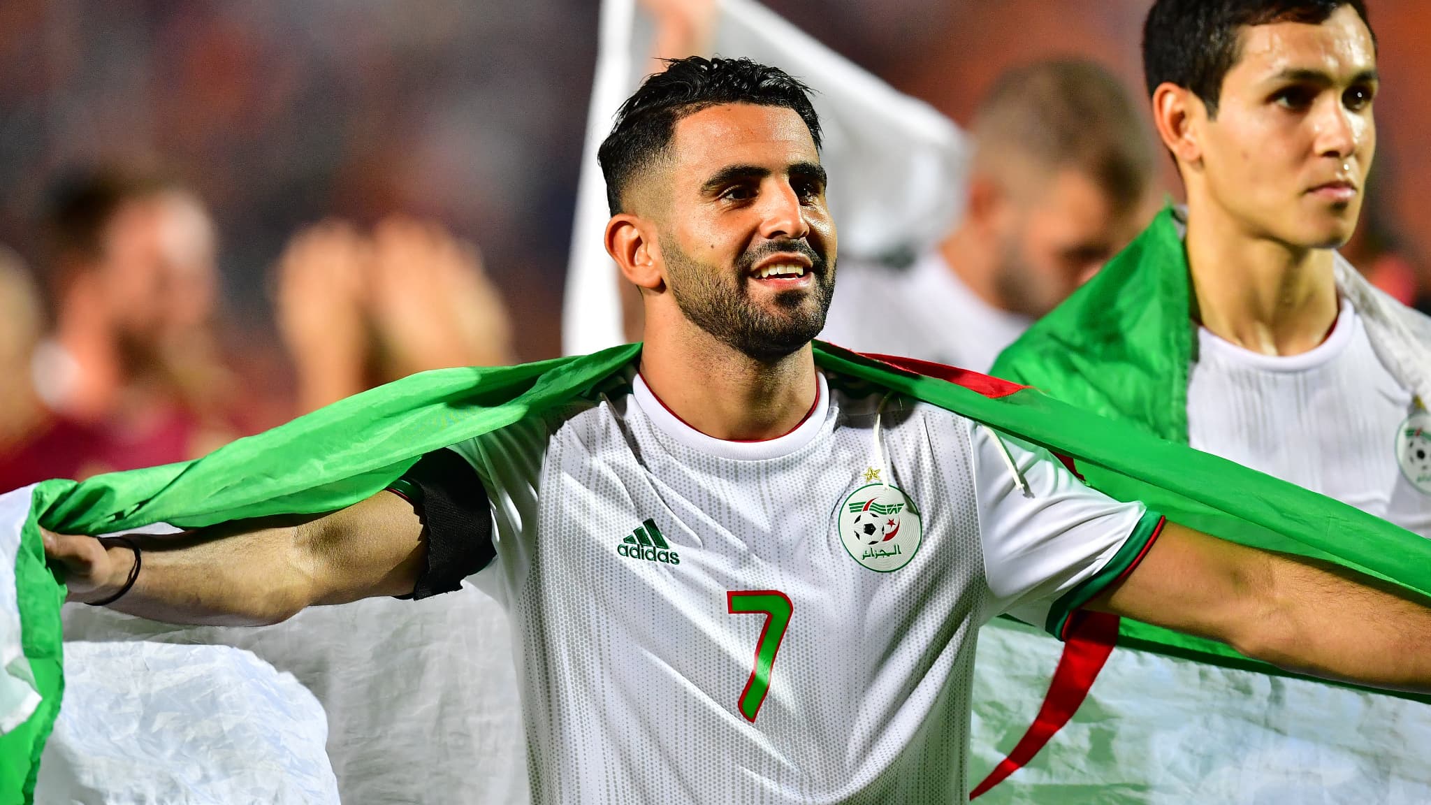 Riyad-Mahrez-Snubbed-Polemique-Autour-des-Finalistes-du-Ballon-dOr-Africain-2023.jpg